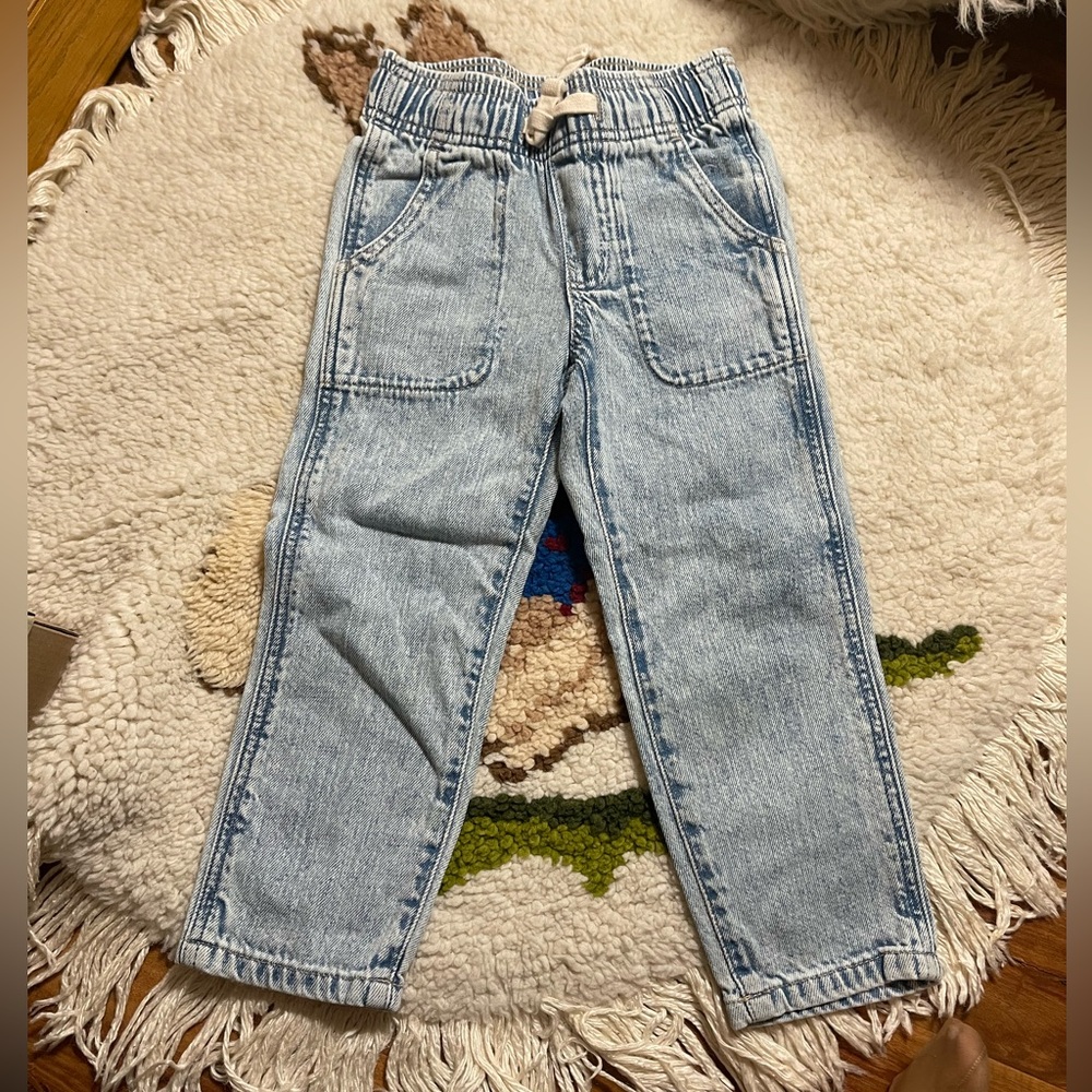 Gap denim 4T light wash straight leg pull on jeans. Tie waist comfy
